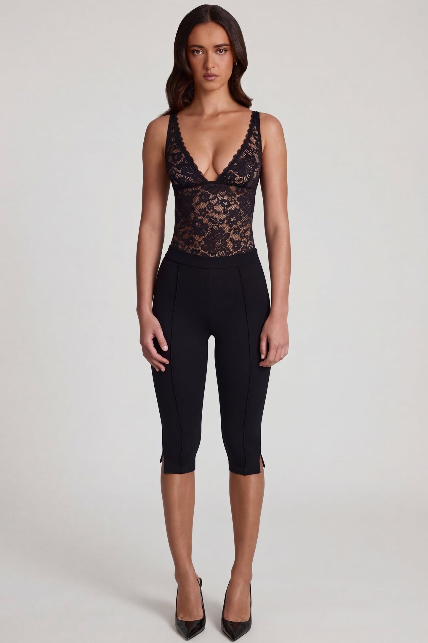 Ponte Jersey Cropped Capri Trousers in Black