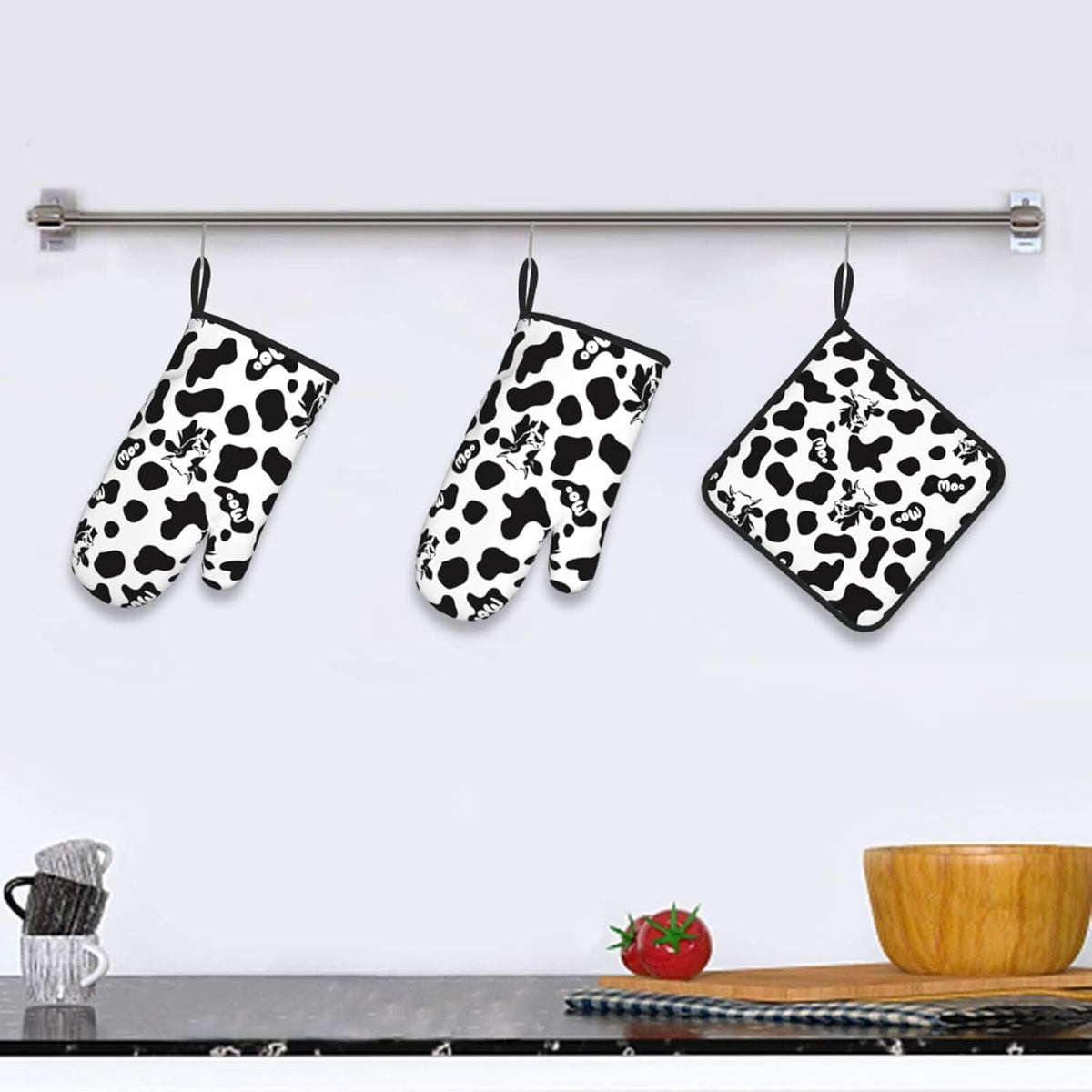Cow Print Oven Mitts and Pot Holders Sets Heat Resistant for Kitchen BBQ Microwave Baking Grilling Cooks Set of 3 Black White Kitchen Oven Glove