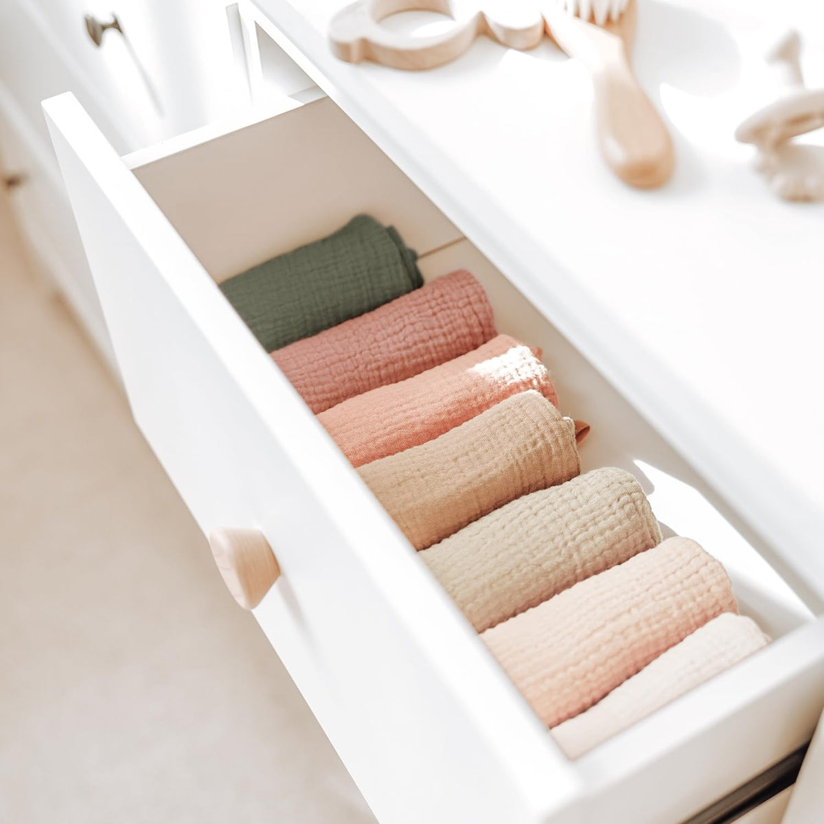 Konssy 7 Pack Face Cloths, 100% Muslin Cotton Wash Cloth for Washing Face
