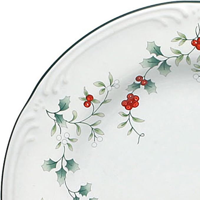 Pfaltzgraff 5072007 Winterberry Holiday 16 Piece Dinnerware Set, Service for 4, White