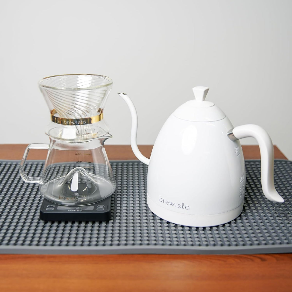 Brewista Artisan Electric Gooseneck Kettle, Water Boiler with LCD Panel, Precise Temperature Control, Fast Boiling and Keep Warm Settings for Pour-Over Coffee & Tea, Café, 1 Liter (All White)