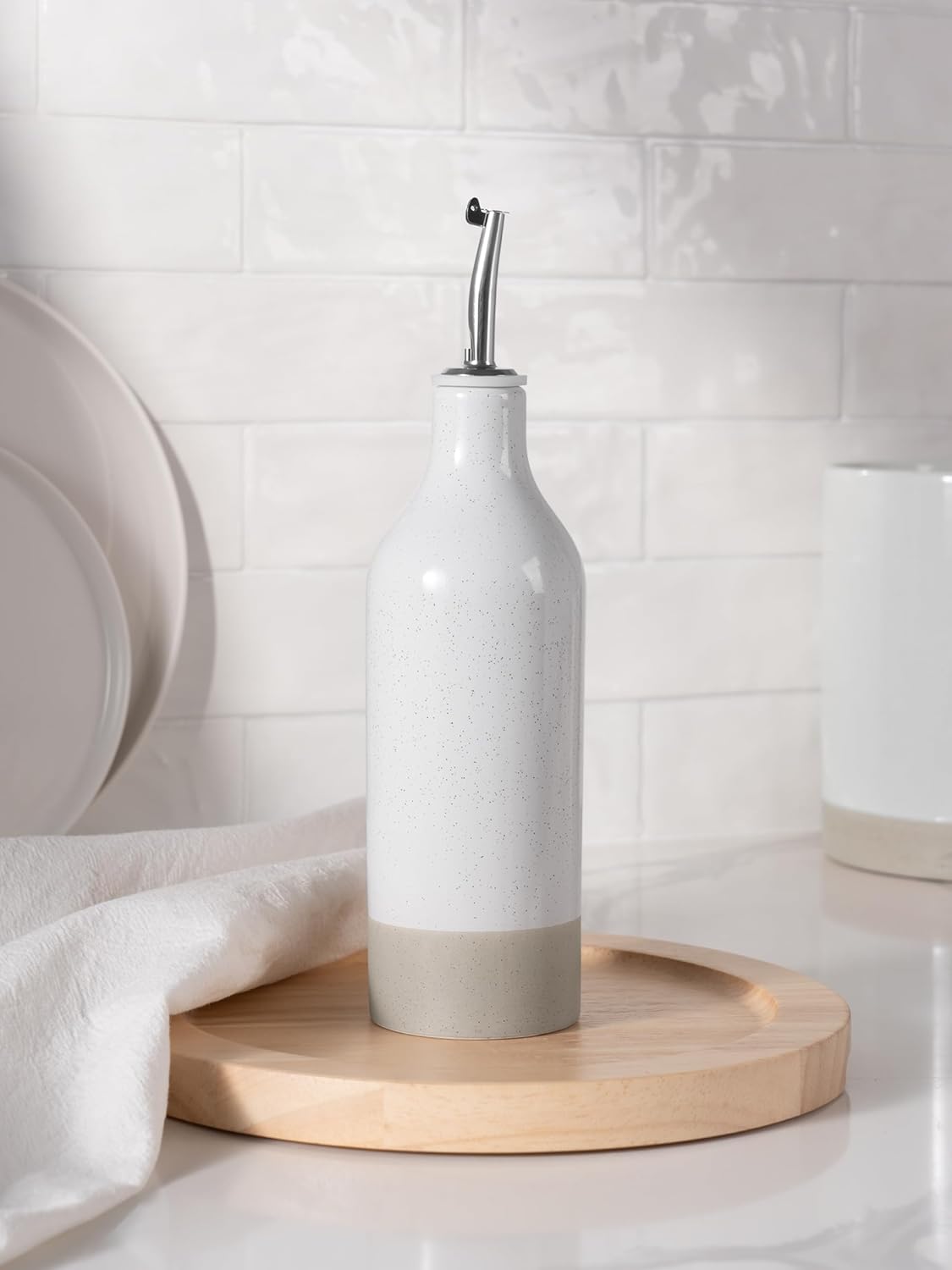 famiware Milkyway 16oz Ceramic Olive Oil Dispenser Bottle, 1 Piece Oil Dispenser for Kitchen with Stainless Steel Pourers, Suitable for Storage Vinegar, Soy Sauce, Coffee Syrup, Liquids, White
