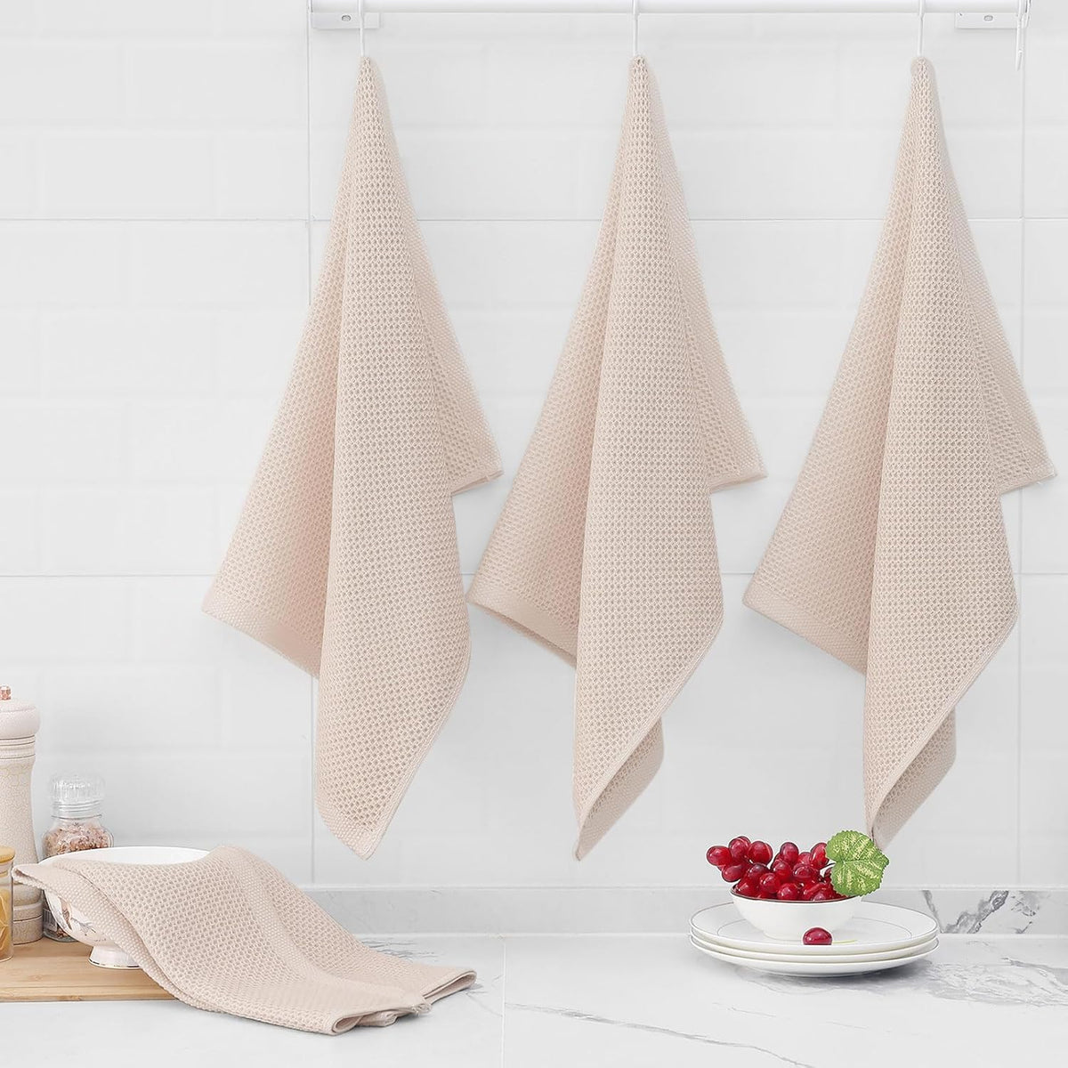 Homaxy 100% Cotton Oversized Waffle Weave Kitchen Dish Towels, Ultra Soft Absorbent Quick Drying Cleaning Towel, 20 x 28 Inches, 4-Pack, Beige