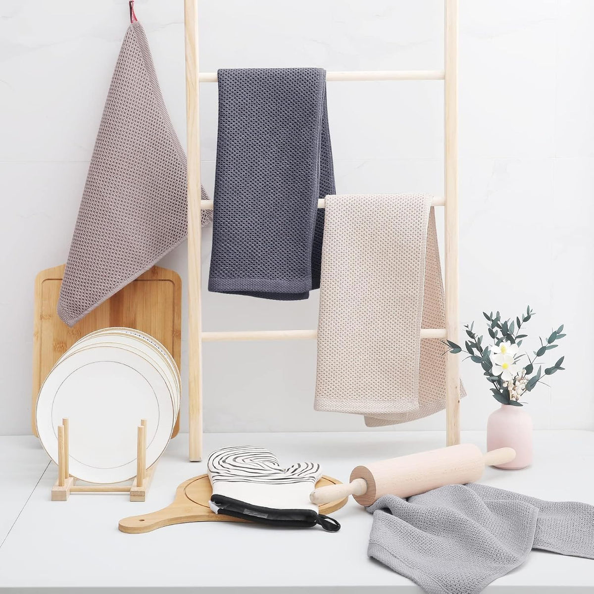 Homaxy 100% Cotton Waffle Weave Kitchen Dish Towels, Ultra Soft Absorbent Quick Drying Cleaning Towel, 13 x 28 Inches, 12-Pack, Dark Grey