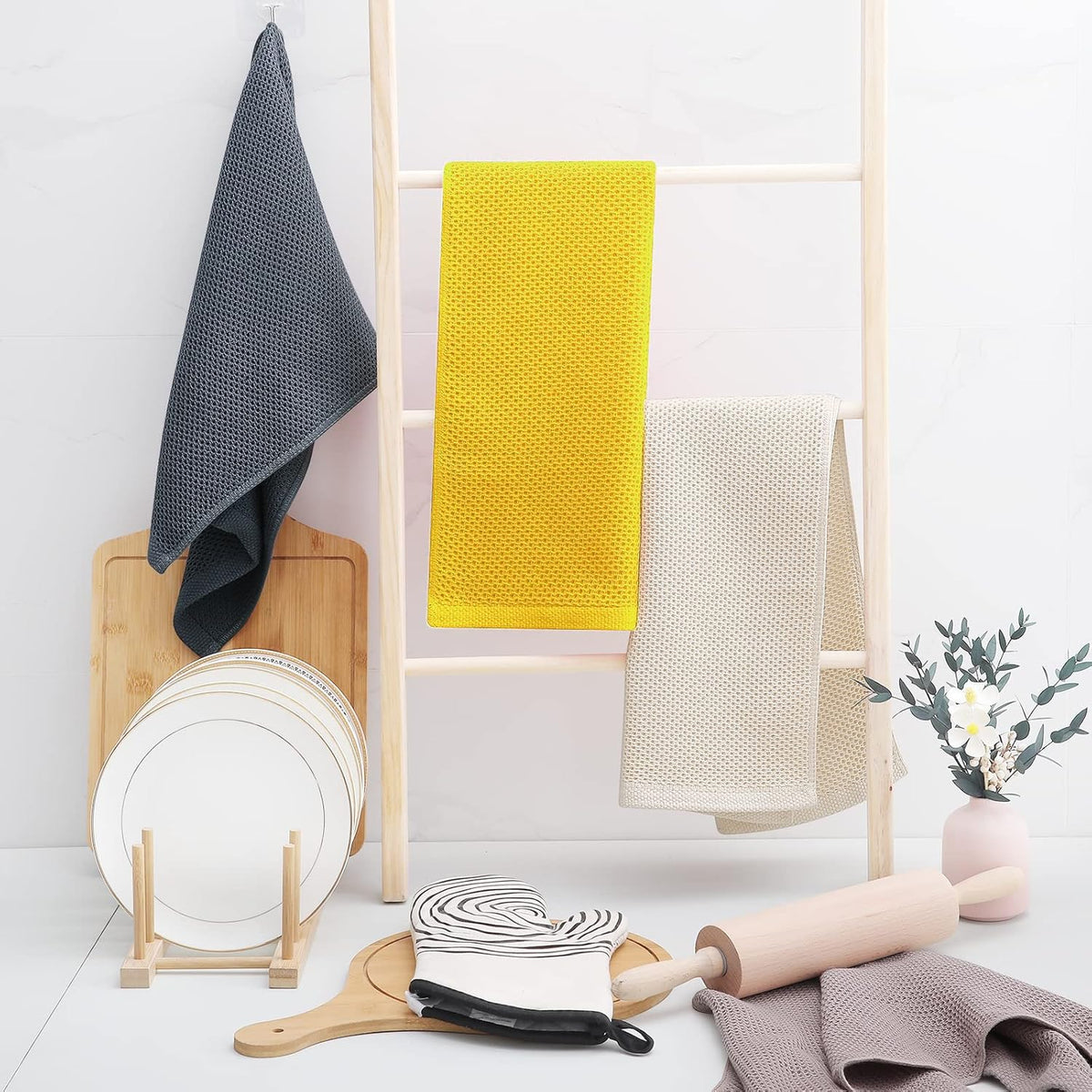 Homaxy 100% Cotton Waffle Weave Kitchen Dish Towels, Ultra Soft Absorbent Quick Drying Cleaning Towel, 13 x 28 Inches, 8-Pack, Yellow