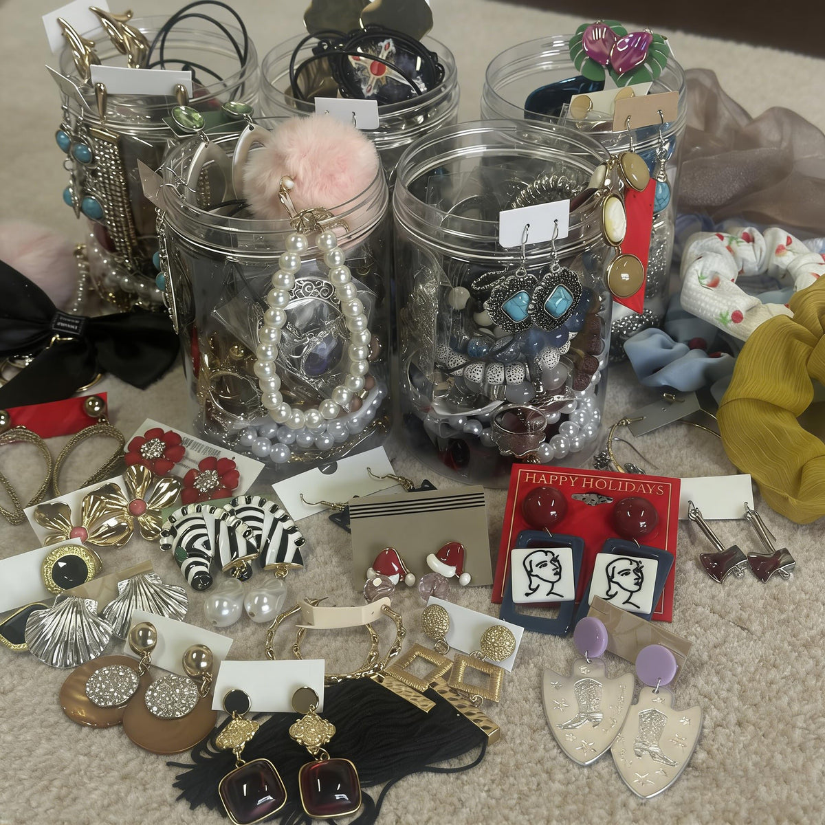Mystery Jewelry Jar for Women, Gothic Witchy Jewelry Gift Set(Goth Boho Mixed Punk Everyday Necklaces,Earrings, Rings,Bracelets/Bangles),Unique Alternative Fashion Romantic Present for Her(Elegant Vintage Style - 25+Pcs)