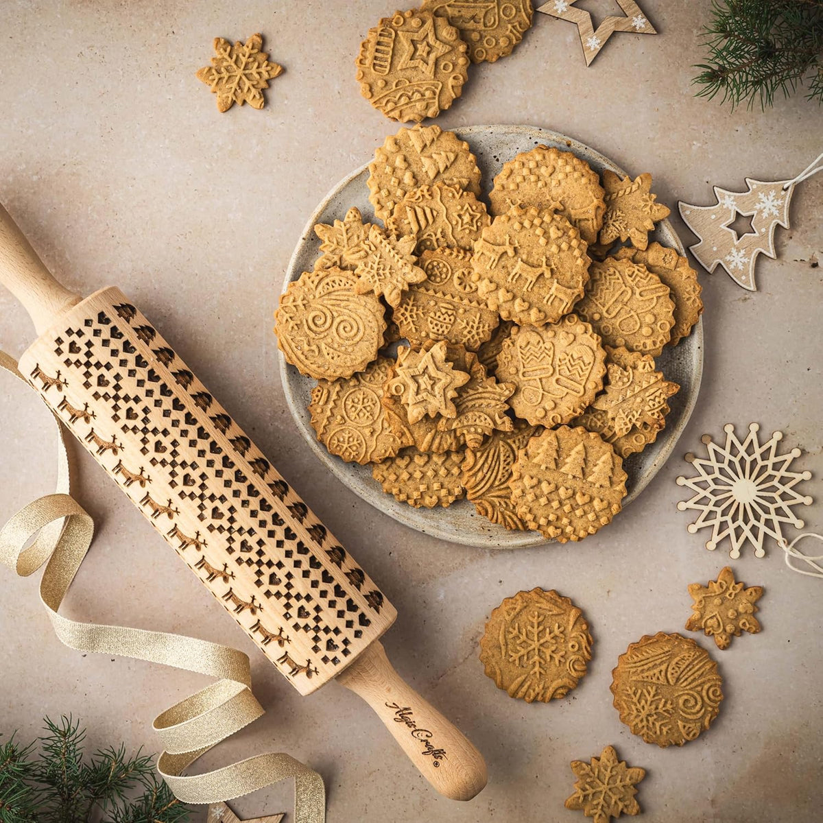 SCANDINAVIAN CHRISTMAS Embossing Rolling Pin Embossing Rolling Pin With Christmas Tree Deer Heart Gingerbread Cookies