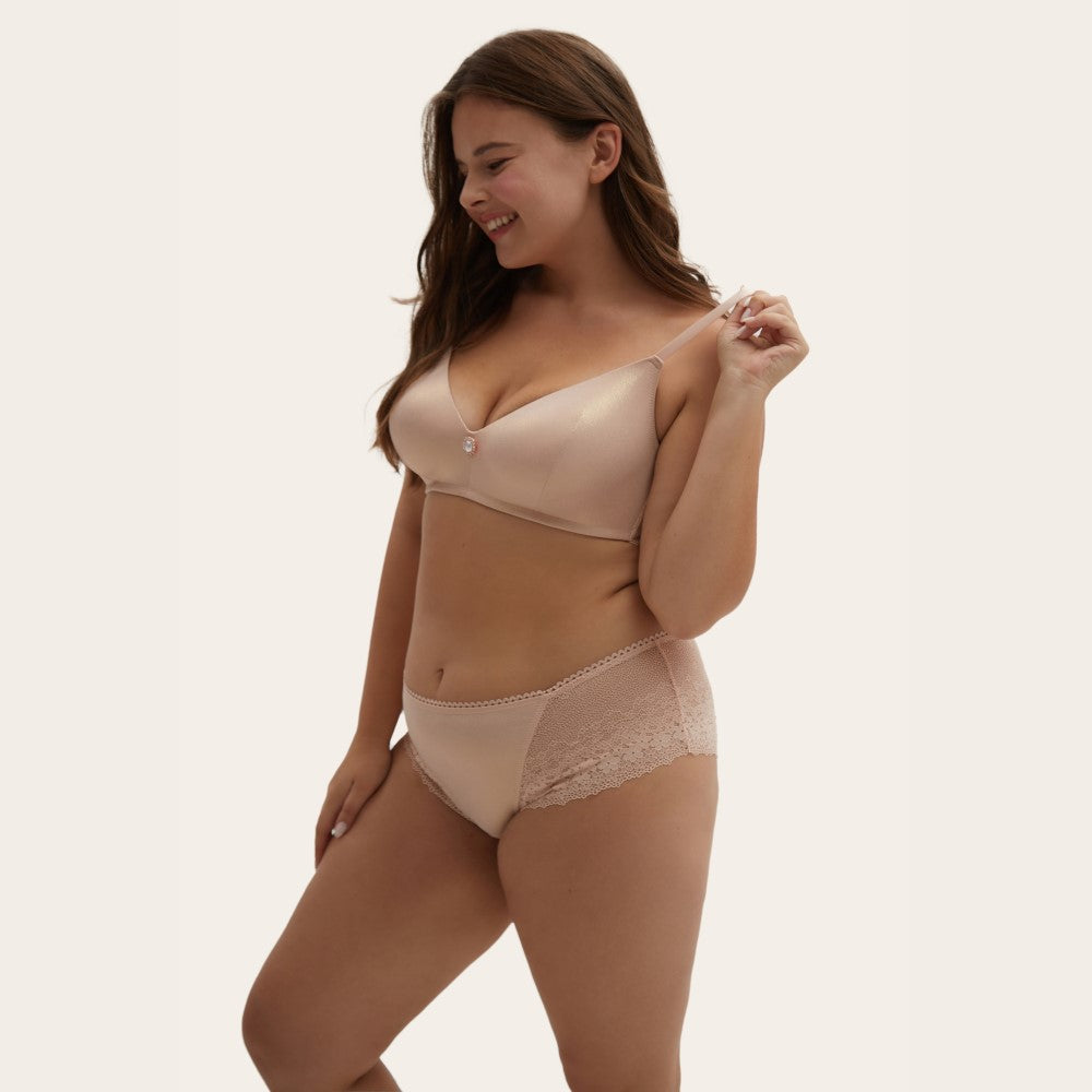 TEAGAN Plus Shiny Wireless Triangle Bralette Bra