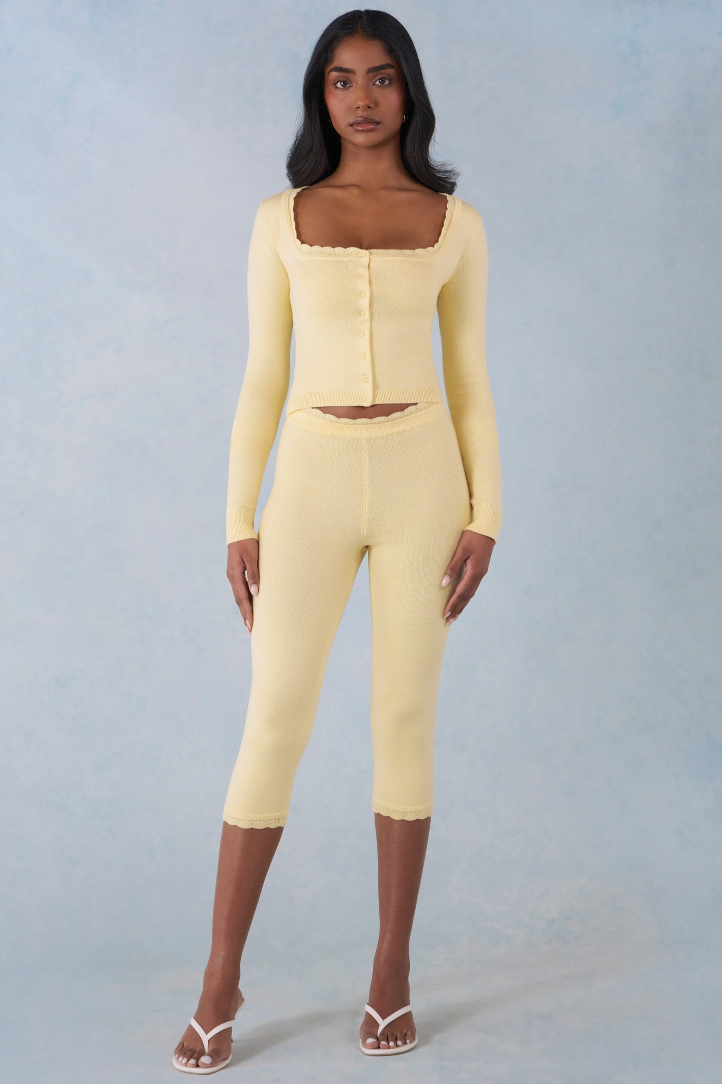 Knit Mid-Rise Capri Trousers in Butter Yellow