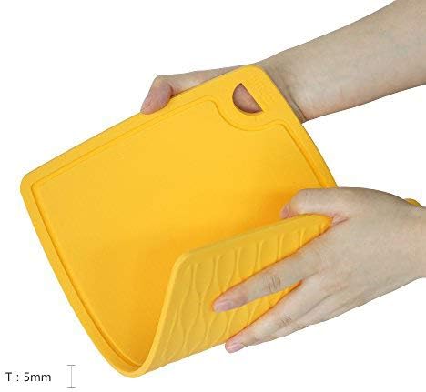 Thick Silicone Cutting Board 12.6'' x 9.1'' Juice Grooves Easy Grip Handle Dishwasher Safe-Yellow