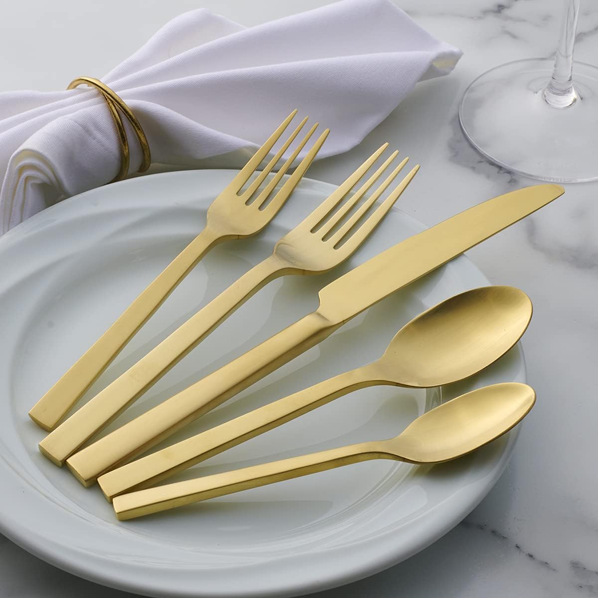 Oneida Chef's Table Champagne 20 Piece Everyday Flatware Set, Service for 4, 18/0 Stainless Steel, Silverware Set