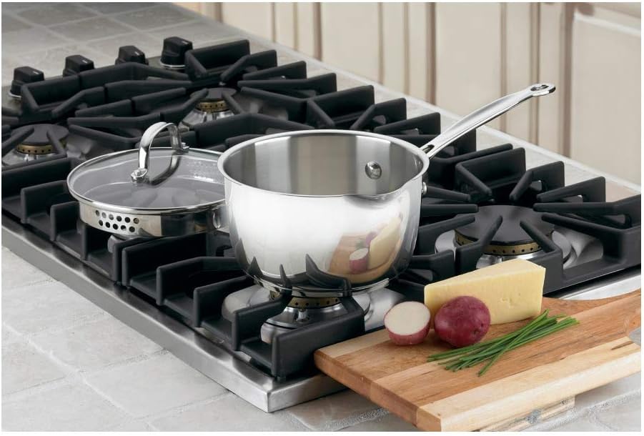 Cuisinart 719-18P Chef's Classic Stainless 2-Quart Saucepan with Cover,Silver