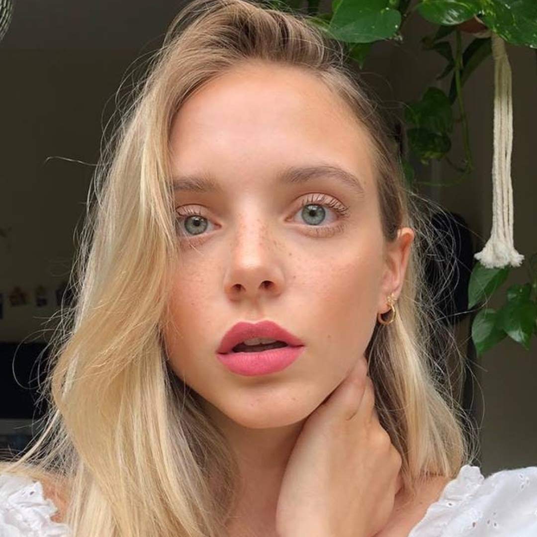 By The Clique Naturally Nude Rosè Lip Liner Pencil and Hydrating Ultimate Remover Bundle
