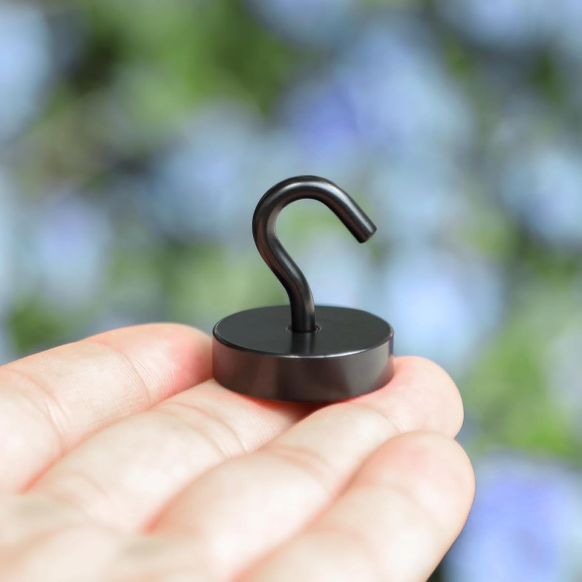 Neosmuk Magnetic Hooks, Cruise Ship Essentials, 80lb+ Heavy Duty Magnetic Hooks for Cruise Cabins, Refrigerator, Grill, Hanging, and Travel | Extra Strong Must-Haves Magnet Hook,Black