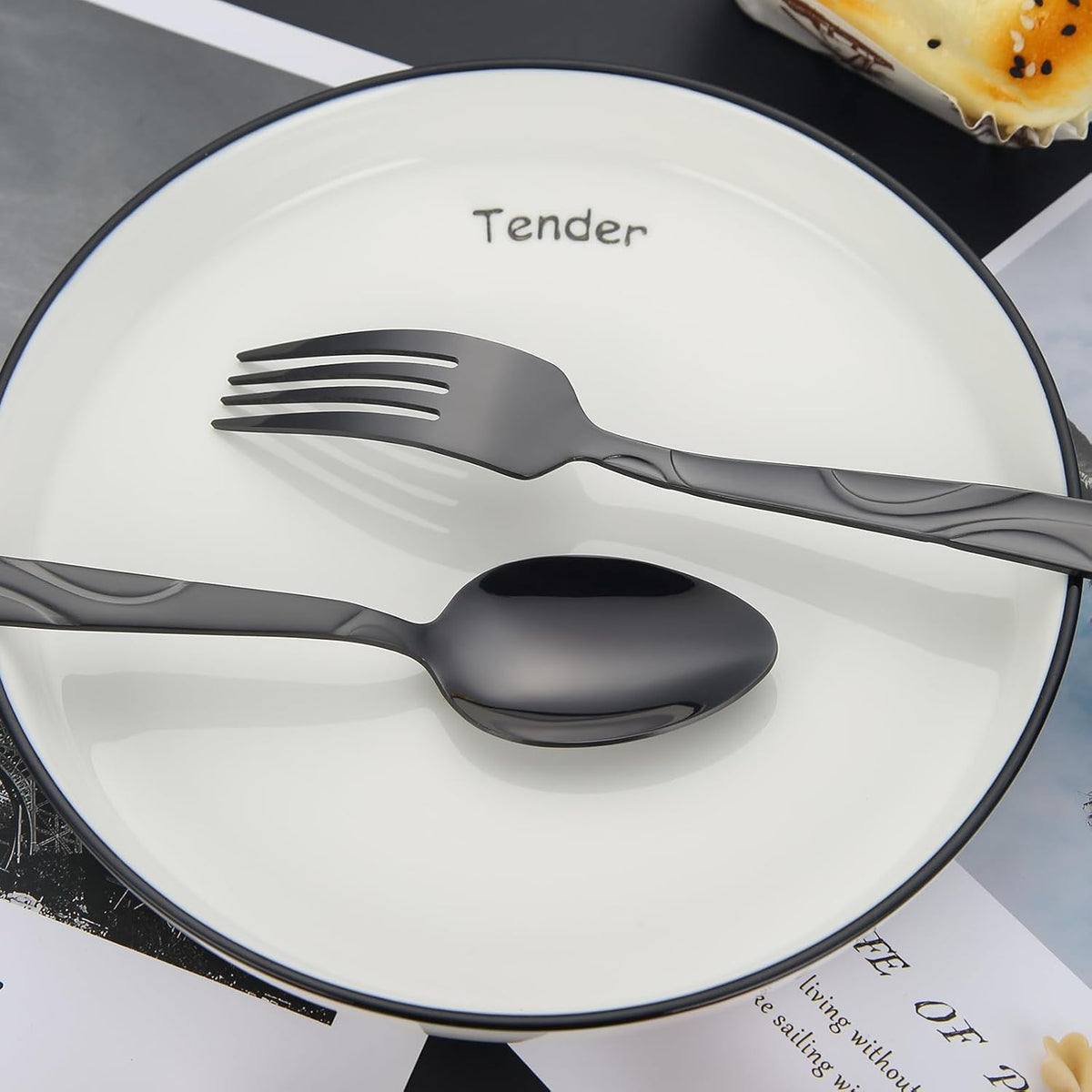 Black Silverware Set, 30 Pieces Stainless Steel Flatware Utensils, Cutlery Set Service for 6 Including Fork Spoon and Knife, Dishwasher Safe