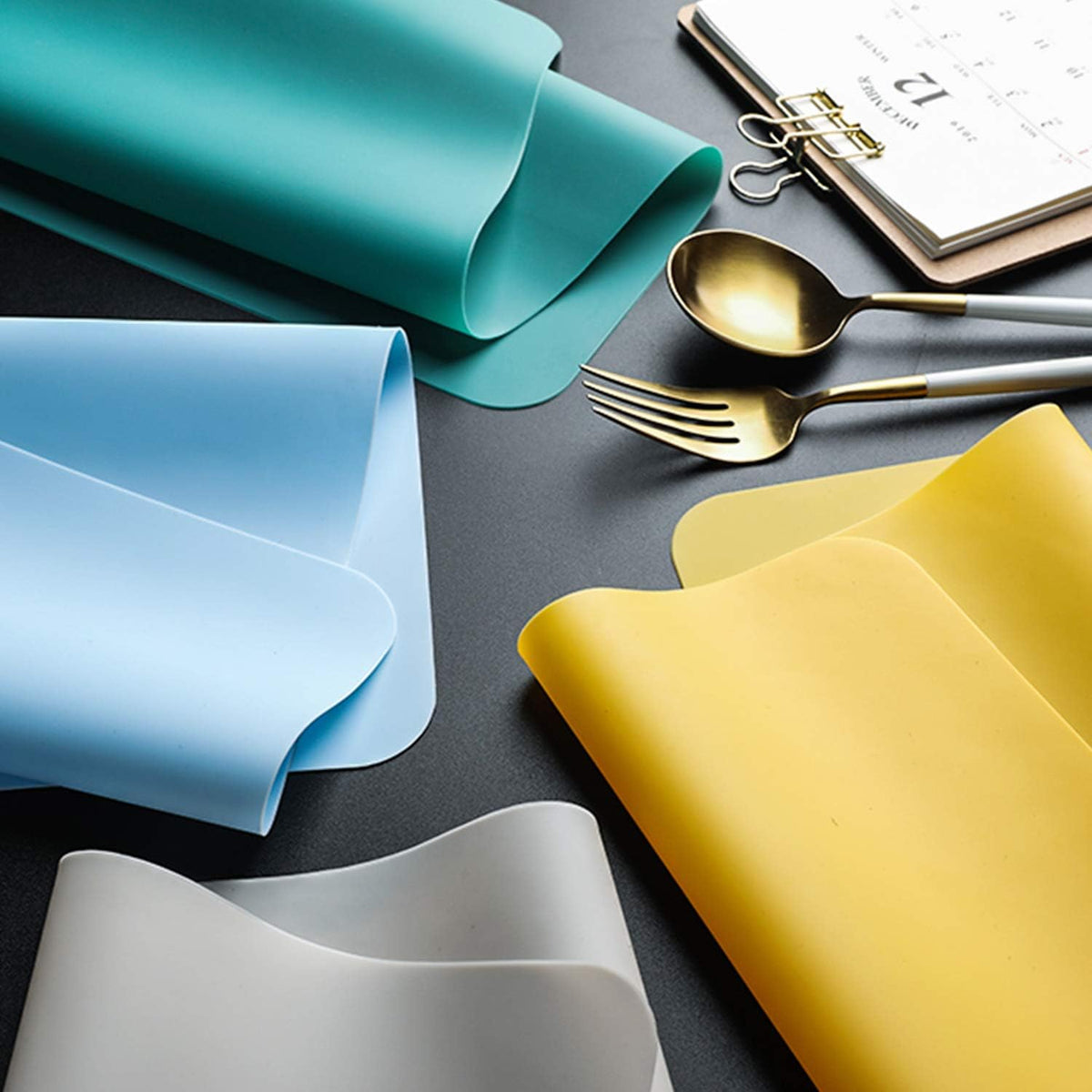 Silicone Placemats, Food-Grade Non-Slip Waterproof, Dining, Stain Resistant, Countertop Protector, Kitchen Counter Mat, Heat Resistant, Baking mat Dishwasher Safe (15.7x11.8Inch-4pack, Coffee)