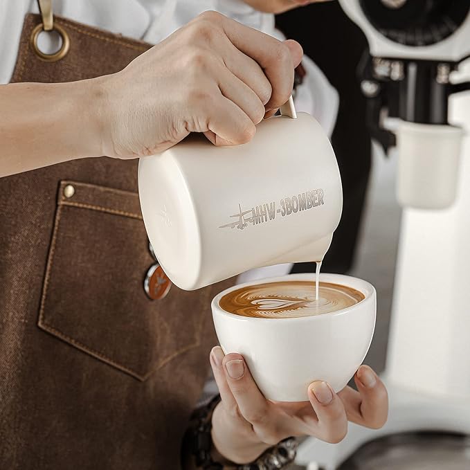 MHW-3BOMBER Espresso Steaming Pitcher Milk Frothing Pitcher Stainless Steel Milk Coffee Cappuccino Latte Art Barista Cup 20oz/600ml P5021W