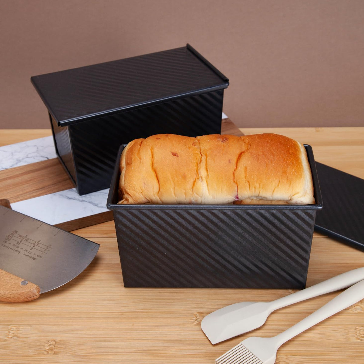 CARTMAN Bread Loaf Pan 2 Pack, 9x4 Pullman Loaf Pan with lid and a Silicone Spatula and Basting Pastry Brush, 1 lb Dough Capacity,Non-Stick Carbon Steel bread pans for homemade bread