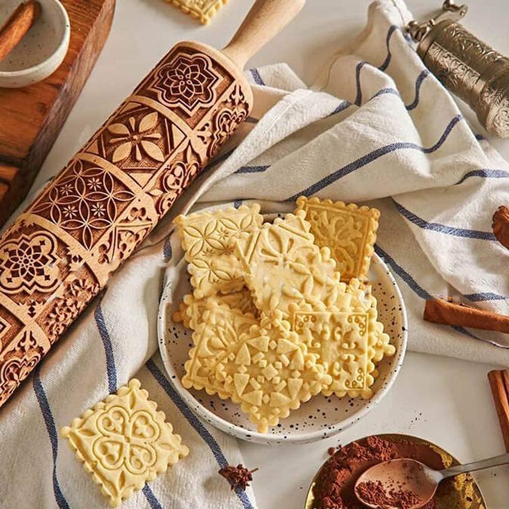 Christmas Wooden Rolling Pin for Baking,Engraved Embossing Rolling Pin Cookie Stamps Roller Square Grid Cookies Mold Kitchen Decor Tools for Kids Adults(Window Grilles)