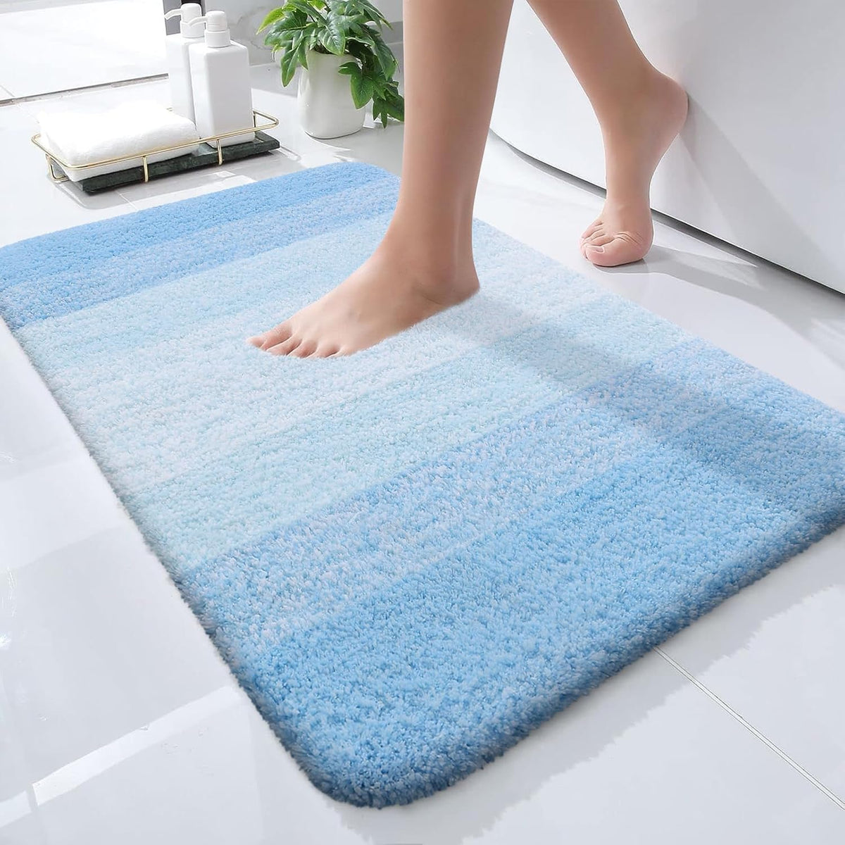 OLANLY Bathroom Rugs Mat 24x16, Extra Soft Absorbent Microfiber Bath Rugs, Rubber Backing, Quick Dry, Machine Washable Bath Mats for Bathroom Floor, Tub and Shower, Home Decor Accessories, Sky Blue