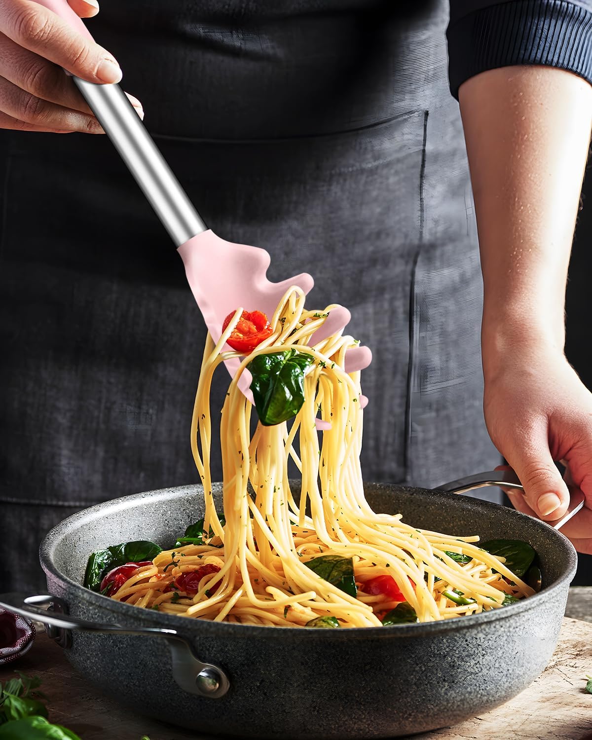 Spaghetti Spoon and Pasta Tong, Non-stick Silicone Spoon Server Fork With Teeth and Stainless Steel Handle, Food Clip for Noodles, Pink