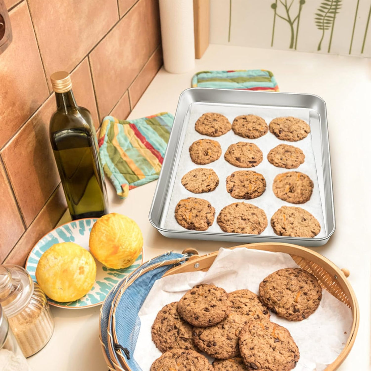 P&P CHEF 12.5 Inch Baking Cookie Sheet, Oven Pan Tray Stainless Steel Sheet Pan for Kitchen, Oven Bakeware for Multi Uses, Shiny Look & Dishwasher Safe, Healthy & Heavy Duty, 1Pc