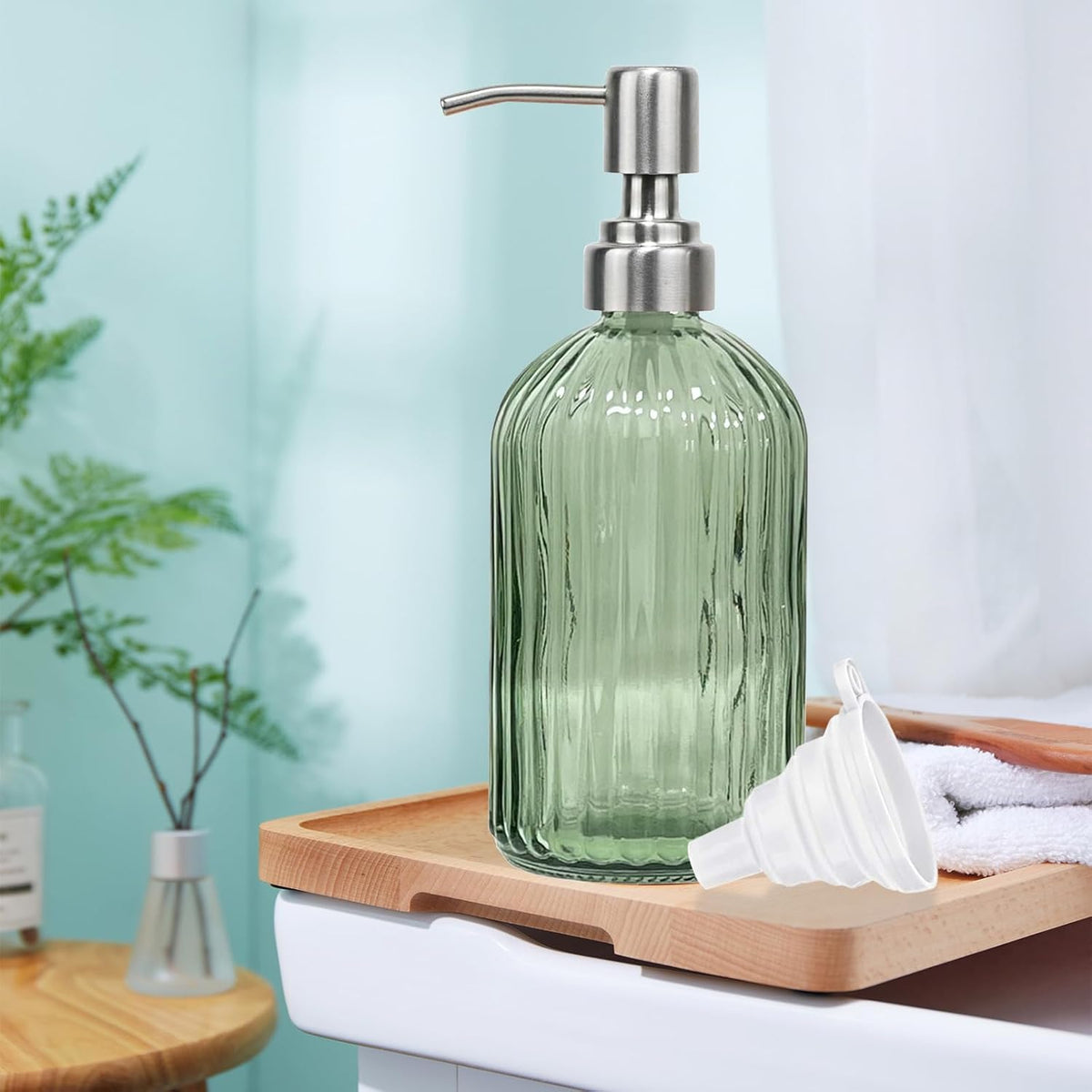 14Oz Green Soap Dispenser Bathroom, Clear Glass Hand Soap Dispensers with Stainless Steel Pump, Refillable Dish Soap Dispenser with Funnel for Kitchen, Countertop Soap Dispensers
