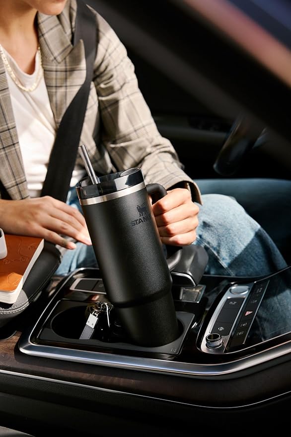 STANLEY Quencher H2.0 Tumbler with Handle and Straw 20 oz | Flowstate 3-Position Lid | Cup Holder Compatible for Travel | Insulated Stainless Steel Cup | BPA-Free | Coastal Teal