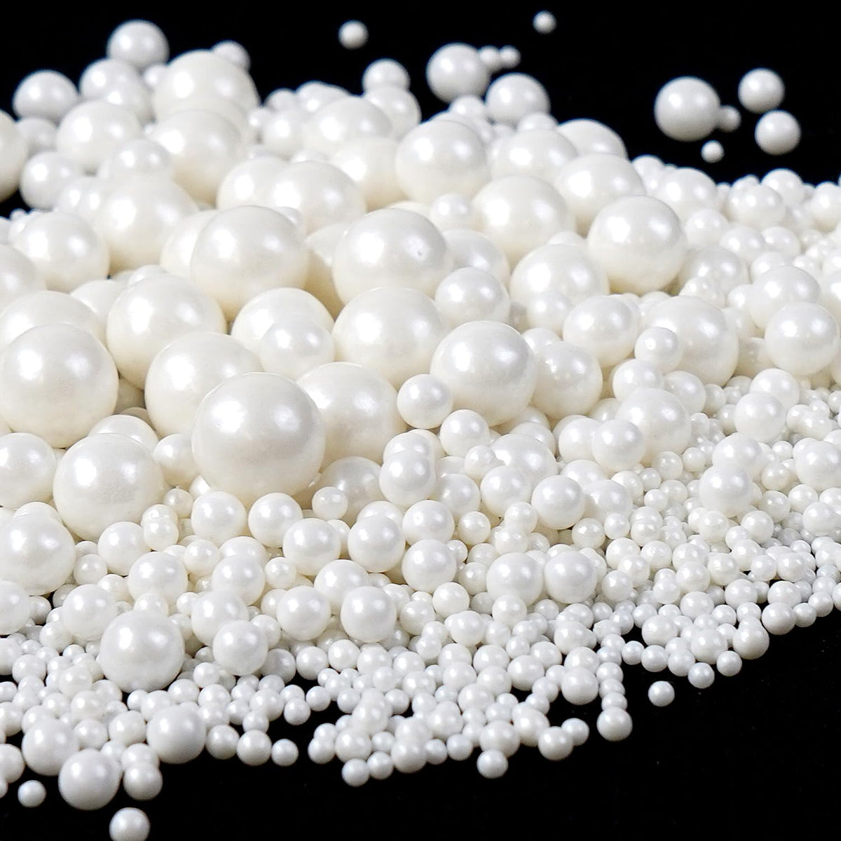 Dazzjoy Edible White Pearl Sugar Sprinkles, White Pearls for Cake Decorating, 130g/4.58oz, Candy Baking Cake Decorations, Cupcake Toppers & Cookie Decoration, Wedding Party Valentines Easter Supplies