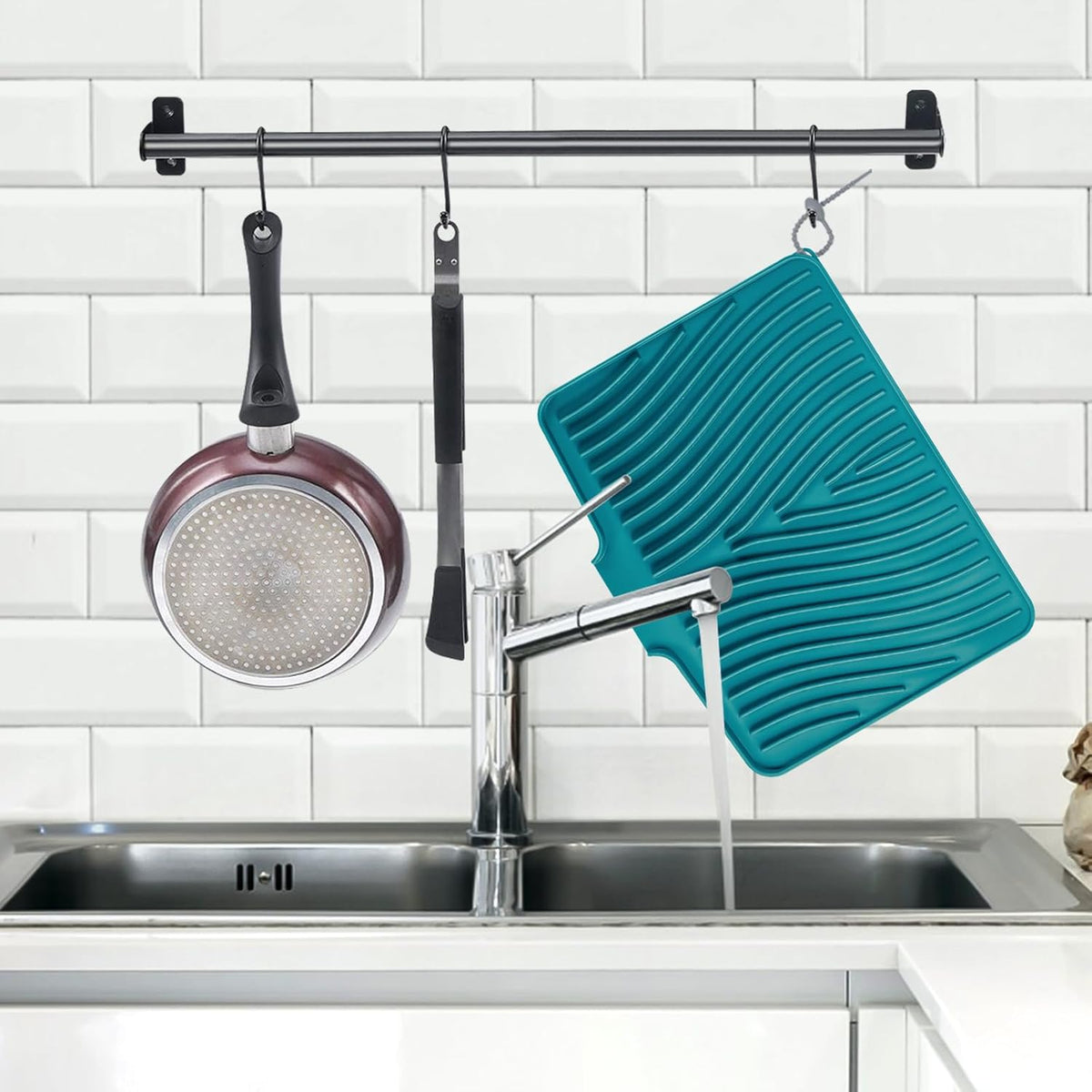 Silicone Dish Drying Mat for Kitchen Counter, Dish Drying Pad, Non-Slip Drain Pad with Built-in Drain, Heat Resistant Stone Drying Mat(15.8" x 13", Green)