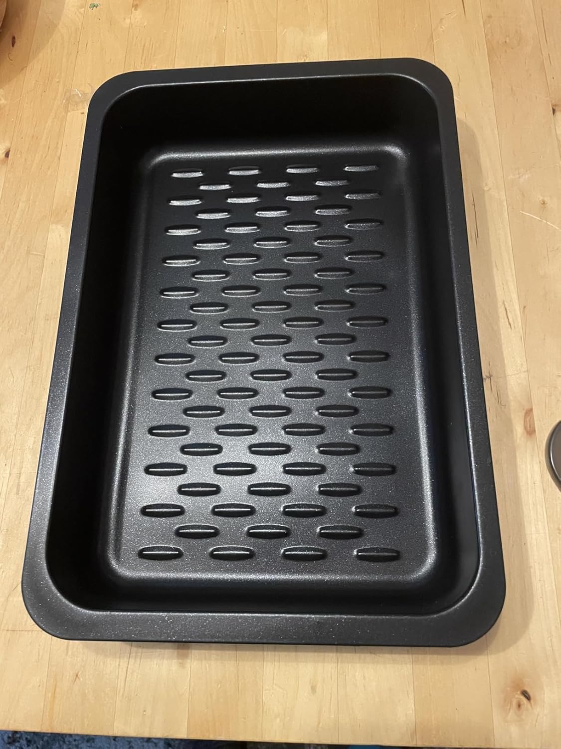 Roasting Pan,Non Stick Baking Pan,Cake Pan Rectangular 13.6"x 9.3"x 2.6",3 Litre Capacity with Lid (Black)