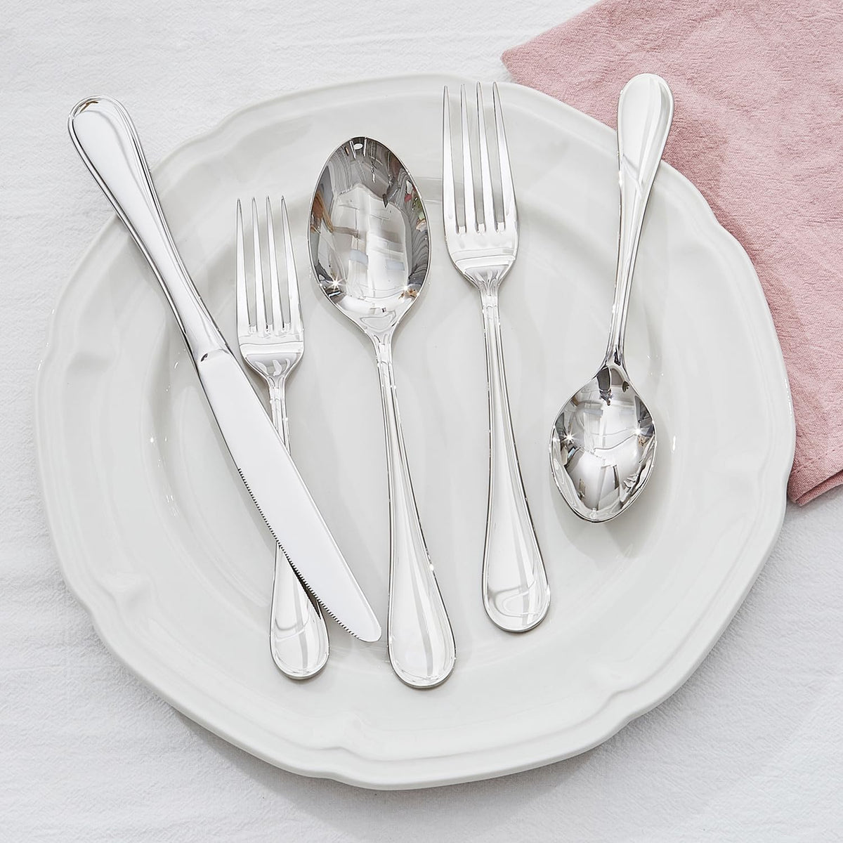 KINGSTONE 24 Piece Teardrop Silverware Set with Steak Knives, 18/10 Stainless Steel Flatware Set for 4, Modern Design Cutlery Set for Home/Hotel/Wedding,Mirror Polished and Dishwasher Safe
