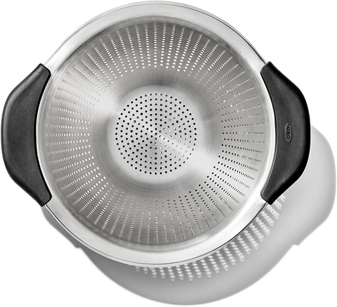 OXO Good Grips Stainless Steel 3 qt./ 2.8L Colander