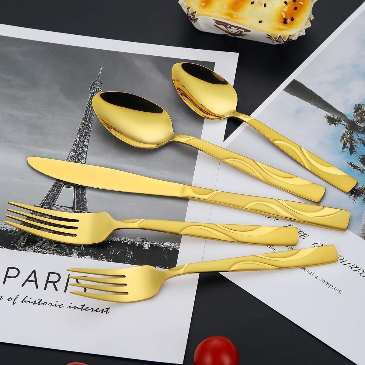 30 Pieces Gold Flatware Silverware Set, Stainless Steel Fork Spoon Knife Set Service for 6, Food Grade Cutlery Set 30-piece, Dishwasher Safe