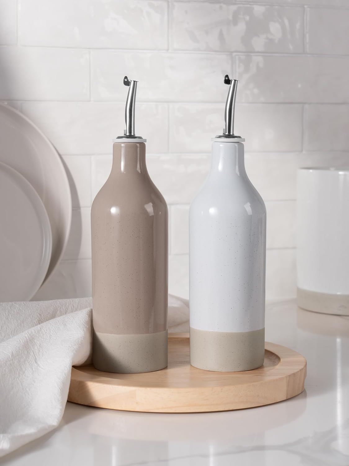 famiware Milkyway 16oz Ceramic Olive Oil Dispenser Bottle, Olive Oil and Vinegar Dispenser Bottle Set of 2 with Stainless Steel Pourers, Suitable for Storage Liquids, Light Gray and Cinnamon Brown