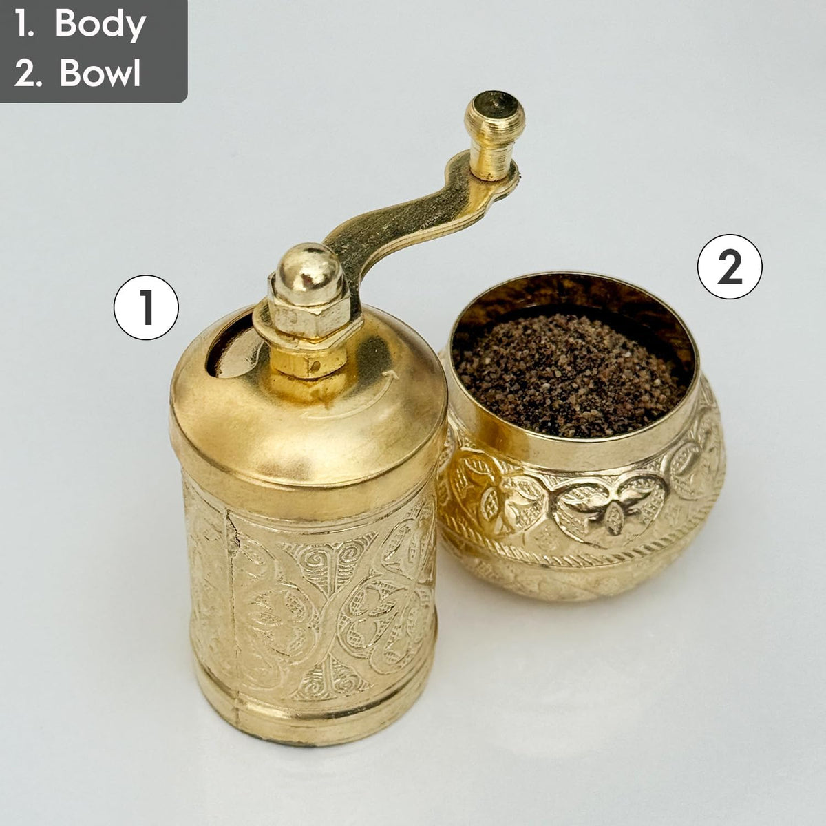 Handmade Decorative Black Pepper Grinder, Refillable Turkish Spice Mill Manual Pepper Mill with Handle, Spice Grinder Metal with Hand Crank 11 cm-4.3 inch
