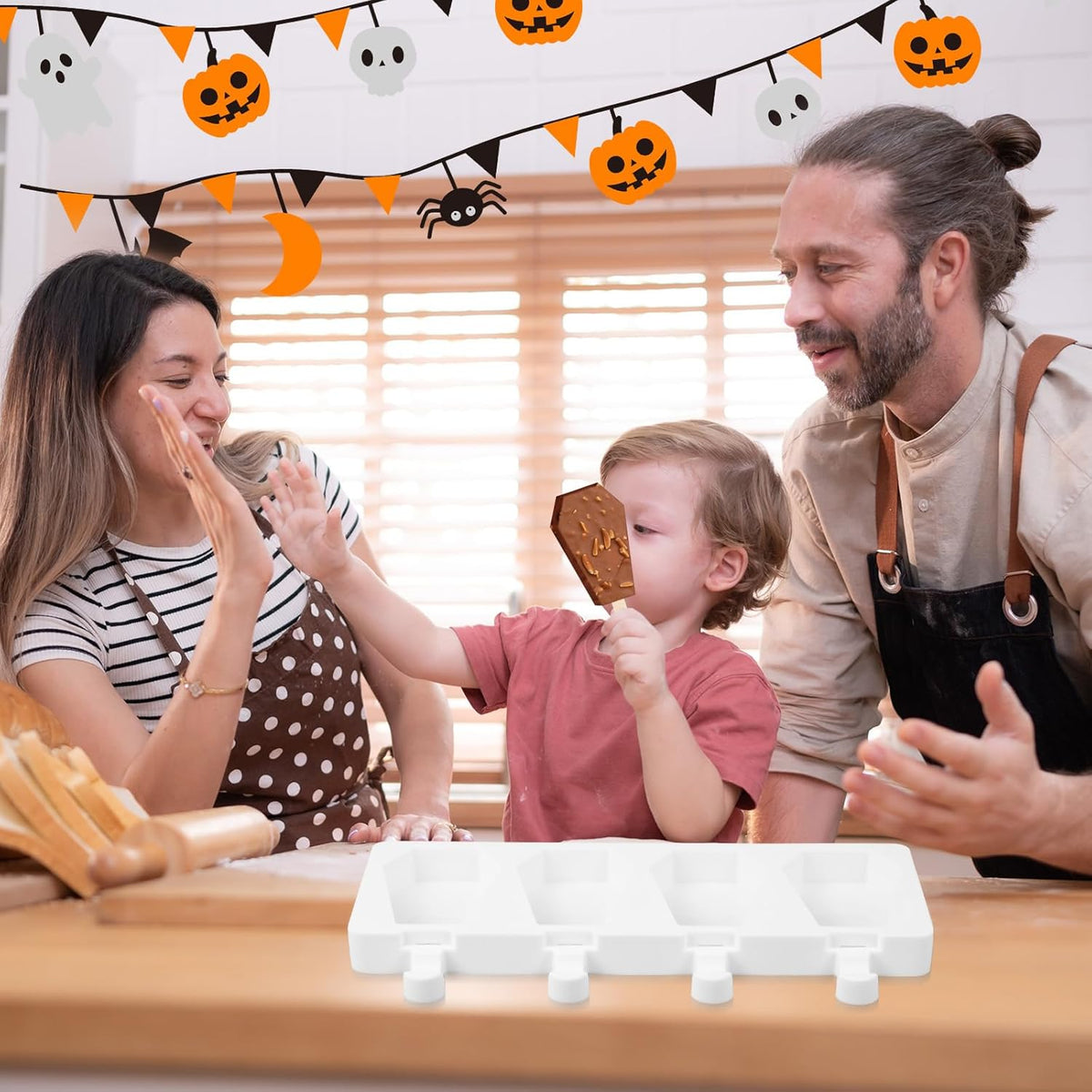Hushee Halloween Coffin Shaped Mold Large 4 Cavity Reusable Silicone Cakesicle Cake Pop Ice Cream Mold for Halloween Adults Homemade Ice Cream Chocolate Candy DIY Trick Dessert Decorating