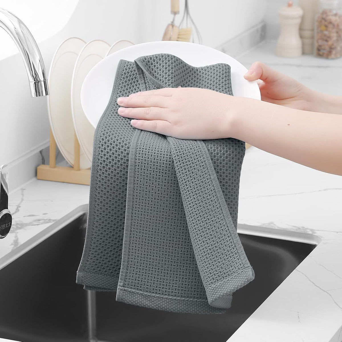 Homaxy 100% Cotton Waffle Weave Kitchen Dish Towels, Ultra Soft Absorbent Quick Drying Cleaning Towel, 13 x 28 Inches, 8-Pack, Grey