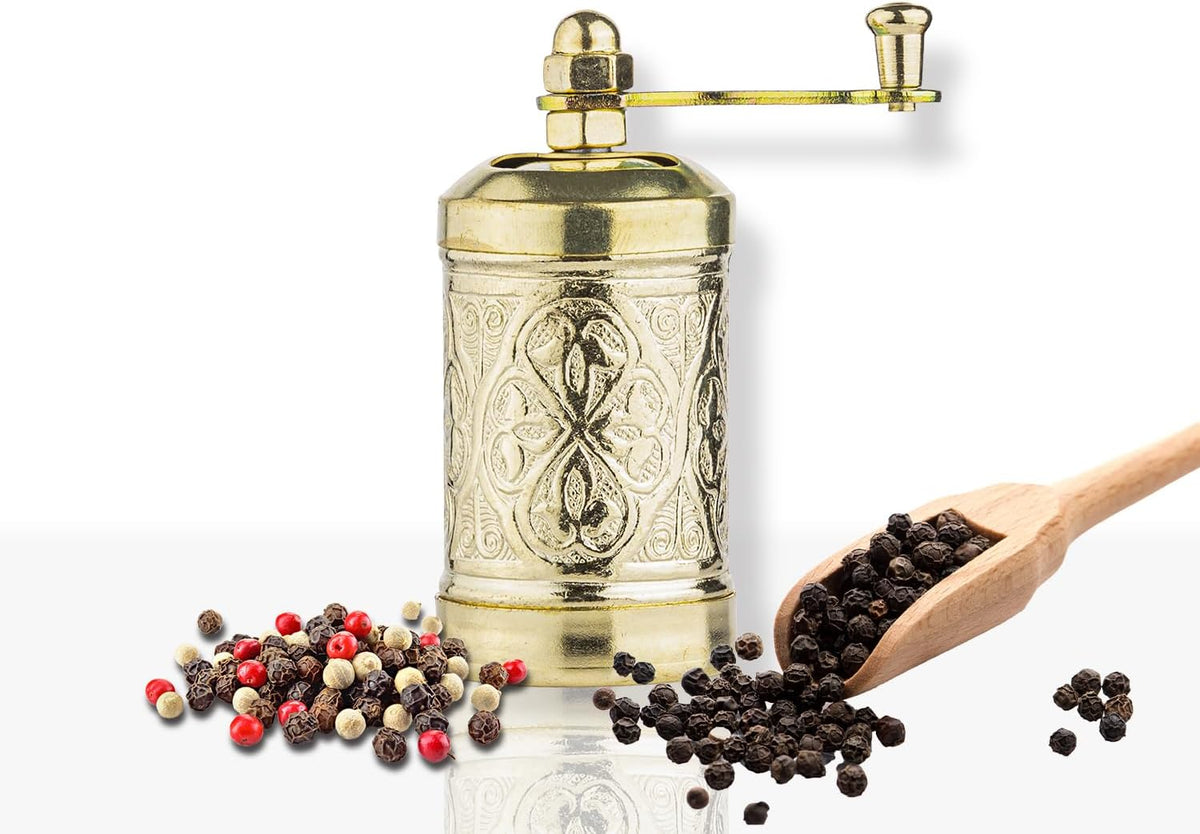 Decorative Handmade Black Pepper Grinder, Refillable Turkish Spice Mill with Adjustable Coarseness, Manual Pepper Mill with Handle, Spice Grinder with Hand Crank 8 cm-3.1 inch
