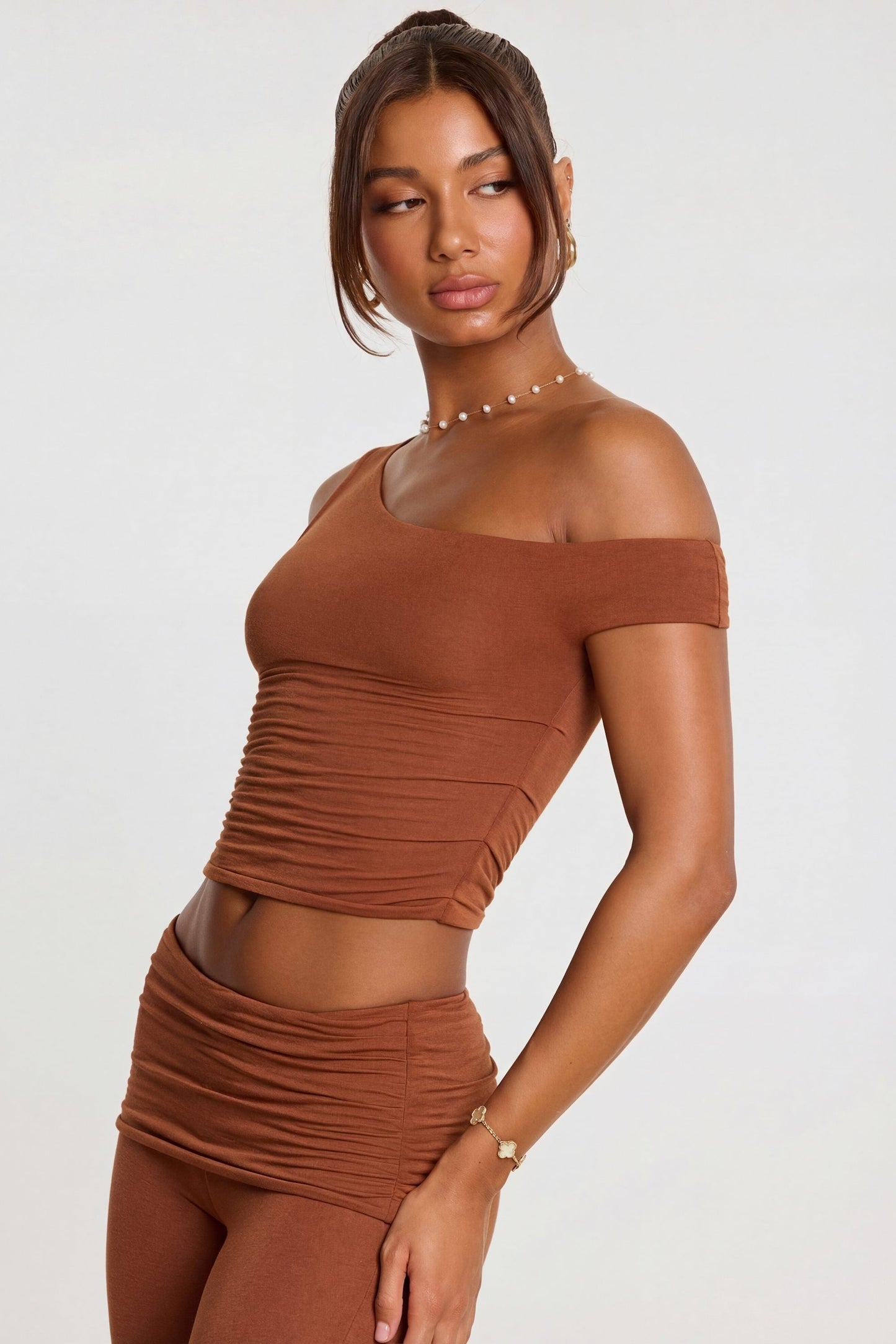 Mid Rise Modal Cashmere Blend Trousers in Chestnut Brown