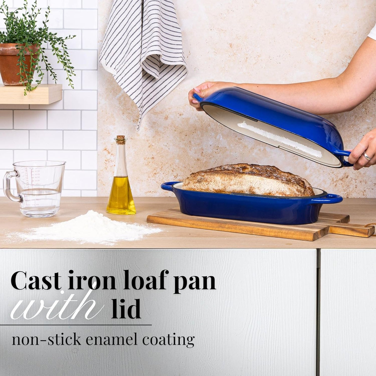 Enamelled Cast Iron Bread Loaf Pot – Dutch Oven For Sourdough Bread Baking – Oven Safe Non Stick Bread Pot – Rectangular, Dark Blue, 34cm x 16cm – by Nuovva