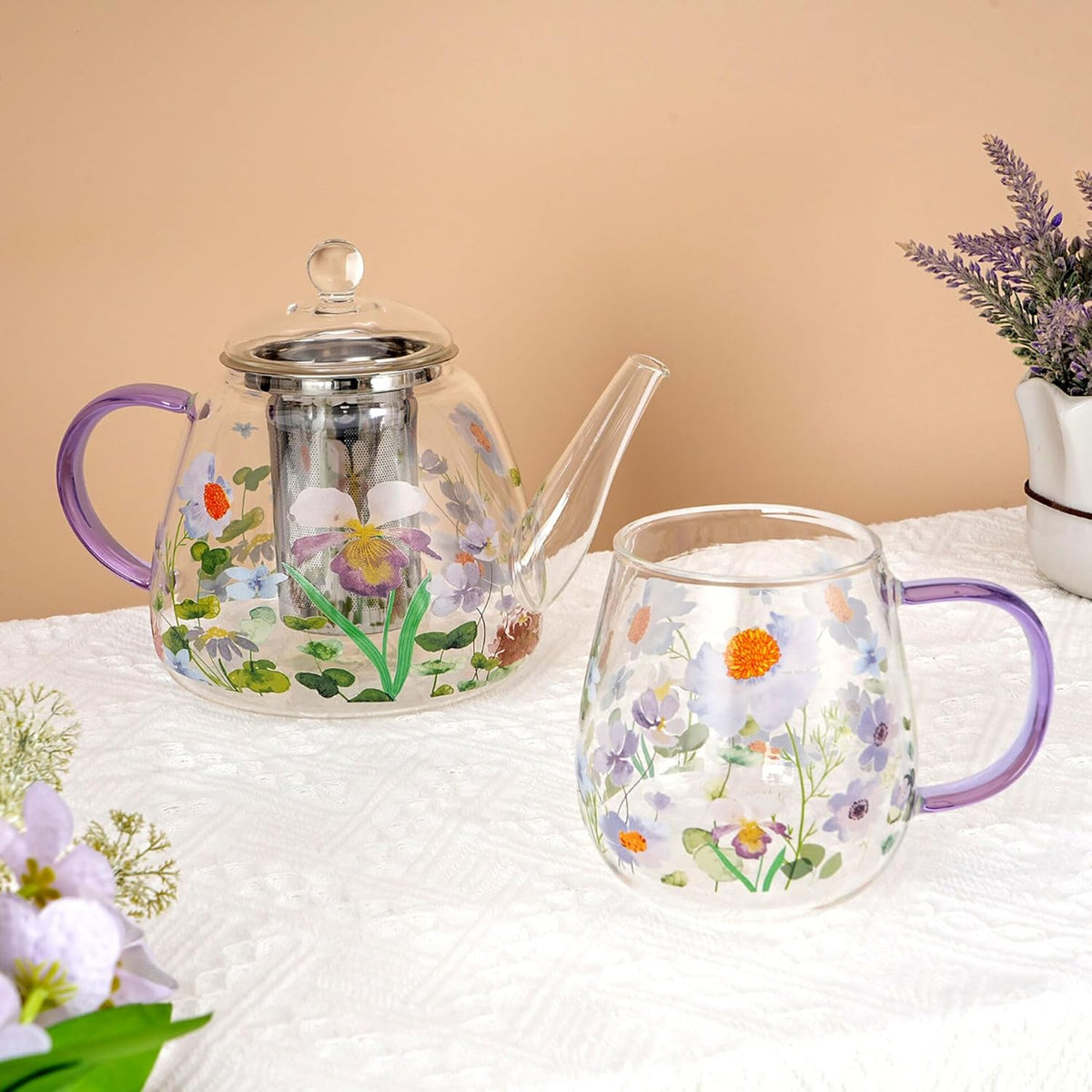 Heat-Resistant Glass Teapot with Infuser (Chamomile)