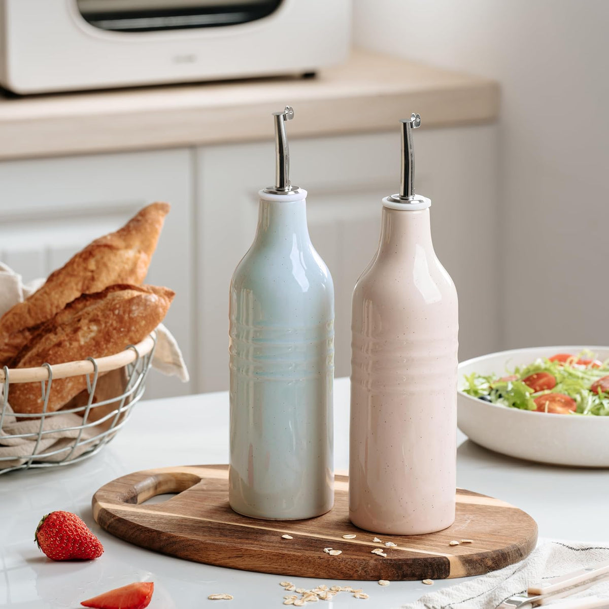 famiware Jupiter 16oz Ceramic Olive Oil Dispenser Bottle, Olive Oil and Vinegar Dispenser Bottle Set of 2 with Stainless Steel Pourers, Suitable for Storage Vinegar, Liquids, Light Blue & Light Pink