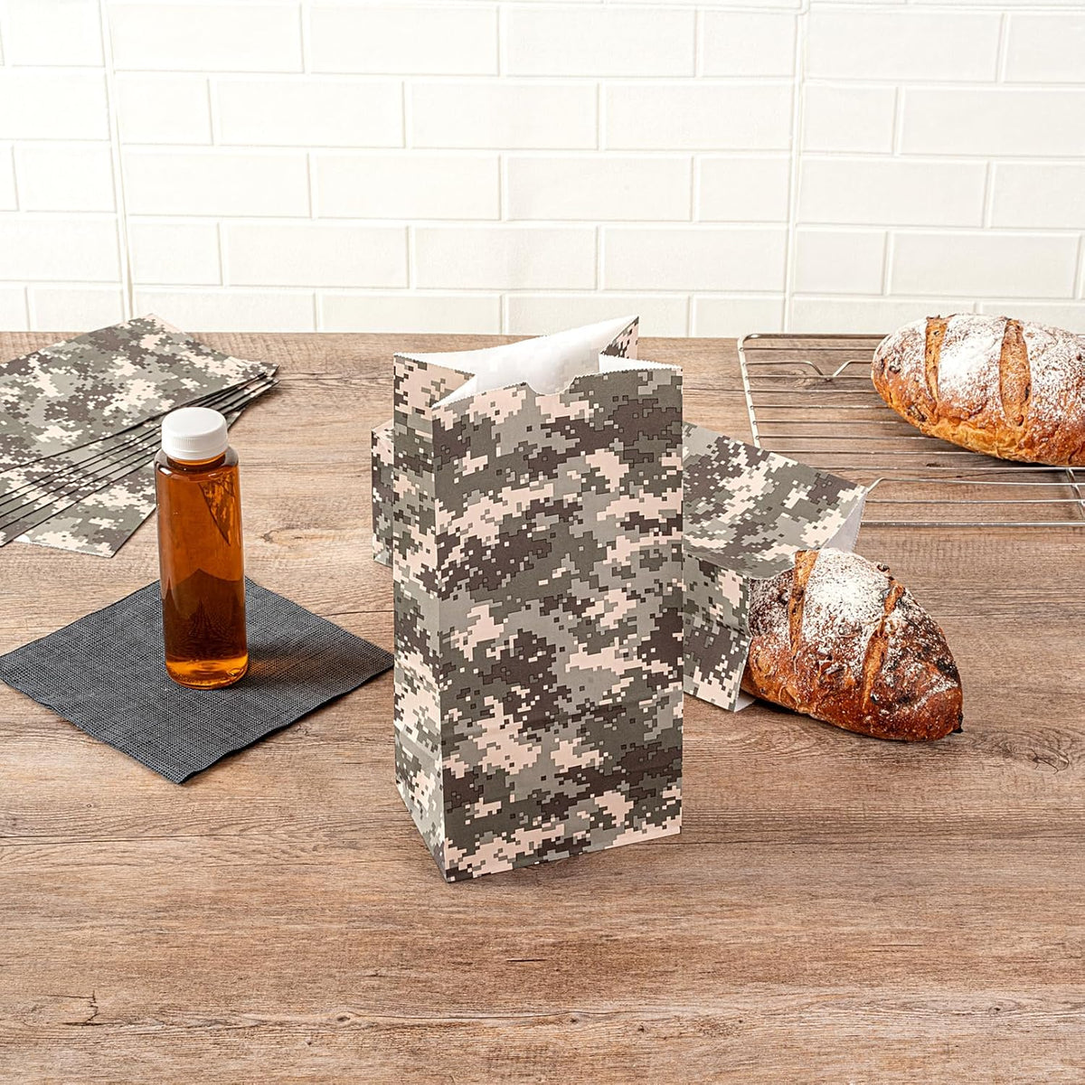 Restaurantware Bag Tek 8 LB Disposable Lunch Bags 100 Sturdy Take Out Bags - Flat Bottom Great For Restaurants Cafes And Bakeries Camouflage Paper Popcorn Bags Versatile For Grocery And More