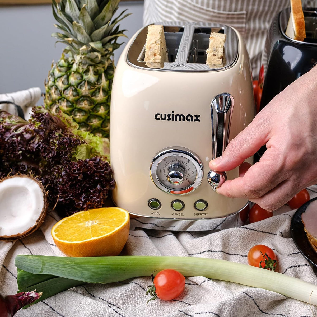 CUSIMAX Toaster 2 Slice with Extra Wide Slots for Bagels, Stainless Steel Retro Toaster with 6 Toast Settings and 4 Functions, Bagel, Cancel, Defrost & Reheat, Removable Crumb Tray, Cream