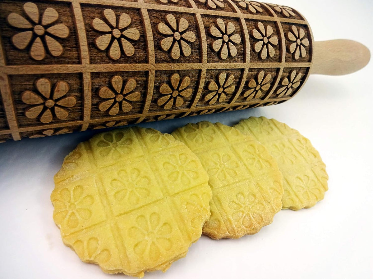 CAMOMILE ROLLING PIN WOODEN EMBOSSING ROLLING PIN with CLASSIC FLOWERS BIRTHDAY GIFT