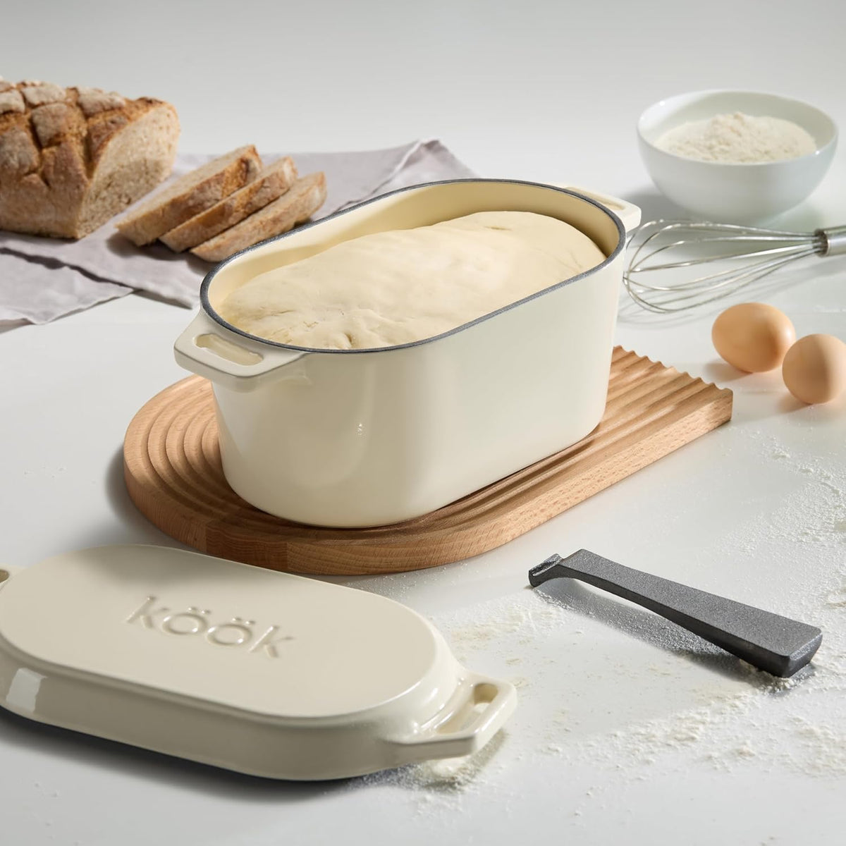 KooK Dutch Oven with Lid, Dual Handles, Enameled Cast Iron, includes Lid Lever, Great for Baking Bread, Cooking and Roasting, Dishwasher Safe, 3.4 Qt, Ivory