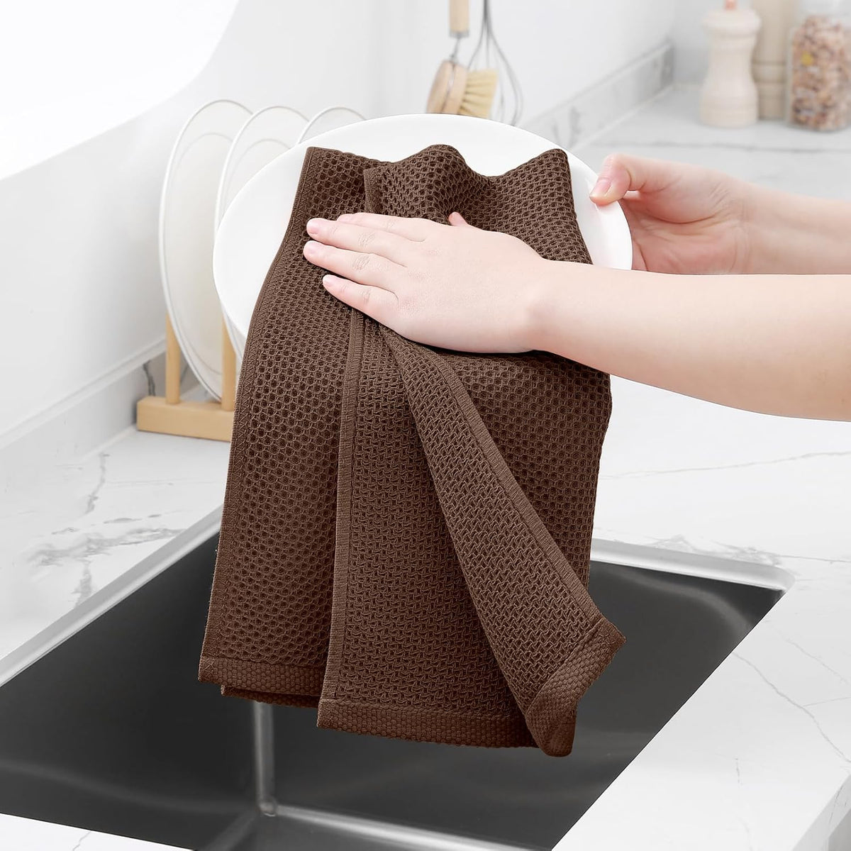 Homaxy 100% Cotton Waffle Weave Kitchen Dish Towels, Ultra Soft Absorbent Quick Drying Cleaning Towel, 13 x 28 Inches, 4-Pack, Coffee