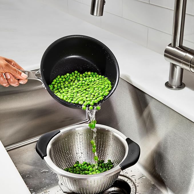 OXO Good Grips Stainless Steel 3 qt./ 2.8L Colander