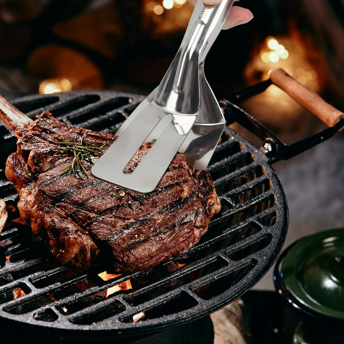 Steak Clamps, 3-in-1 Cooking Tong, Double Sided Spatula, 11 inch Multifunctional Stainless Steel Food Flipping Spatula Tongs Clip for Beefsteak Bread Hamburger BBQ Meats Pizza Pies Bread Fish (1 Pack)